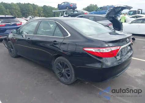 2017 Toyota Camry Se z USA, uszkodzony, nr VIN 4T1BF1FK7HU718800